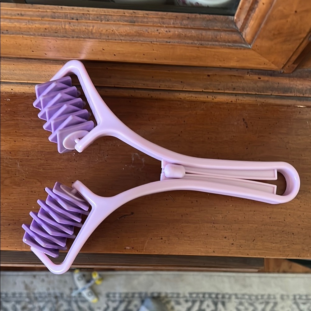 Weight loss and cream to skin massage roller
